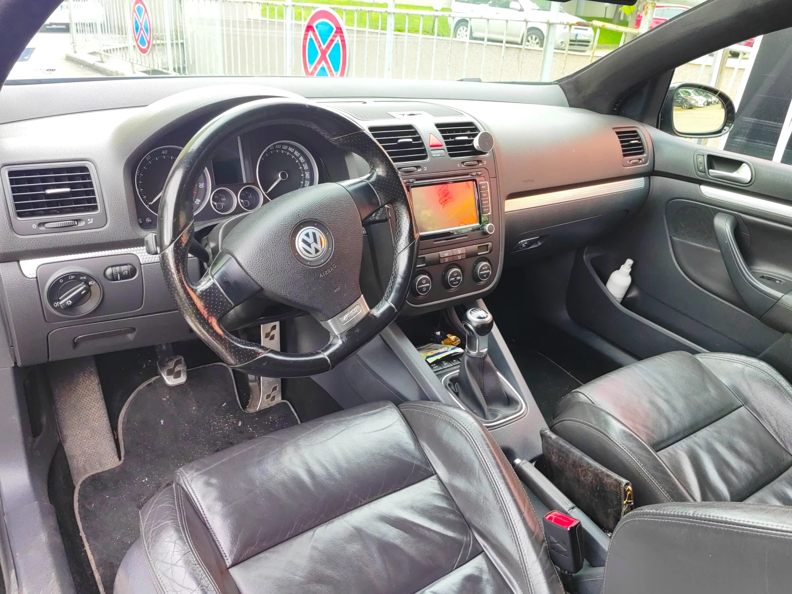 VW Golf R32, снимка 9 - Автомобили и джипове - 56633503