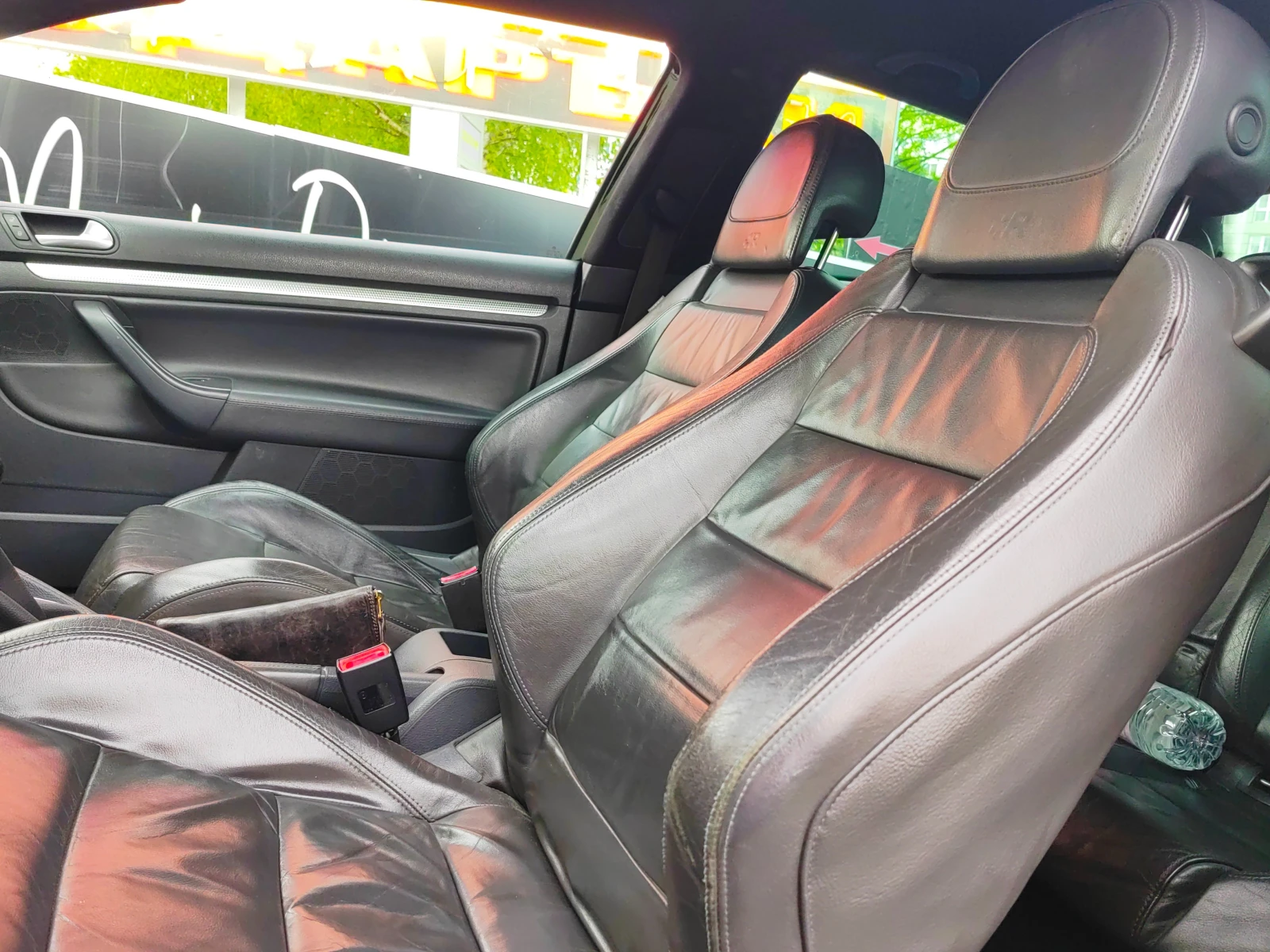 VW Golf R32, снимка 15 - Автомобили и джипове - 56633503