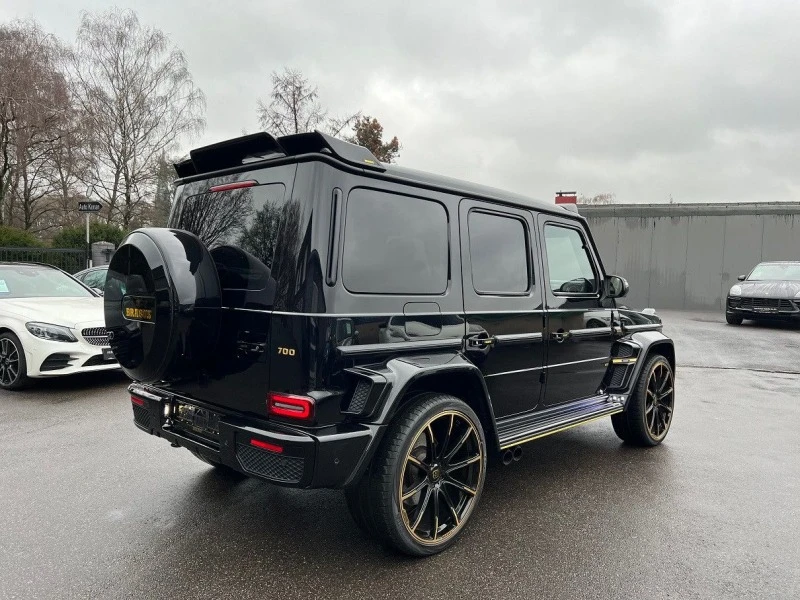 Mercedes-Benz G 63 AMG 700 BRABUS*Black & Gold*STARLIGHT*CARBON*ГАРАНЦИЯ, снимка 8 - Автомобили и джипове - 47217143