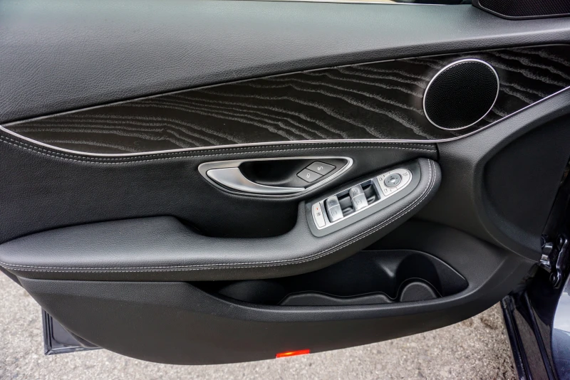 Mercedes-Benz C 220 D EXECUTIVE AUTO, снимка 5 - Автомобили и джипове - 45627904