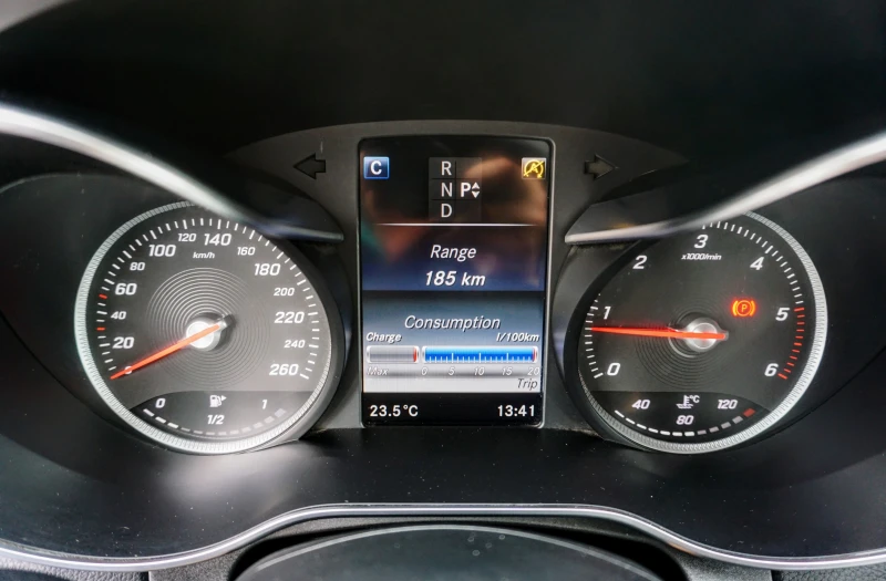 Mercedes-Benz C 220 D EXECUTIVE AUTO, снимка 8 - Автомобили и джипове - 45627904
