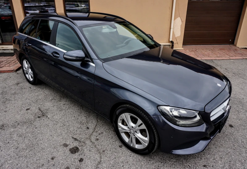 Mercedes-Benz C 220 D EXECUTIVE AUTO, снимка 2 - Автомобили и джипове - 45627904
