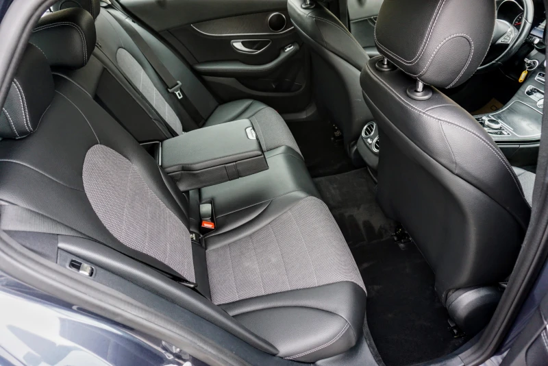 Mercedes-Benz C 220 D EXECUTIVE AUTO, снимка 12 - Автомобили и джипове - 45627904