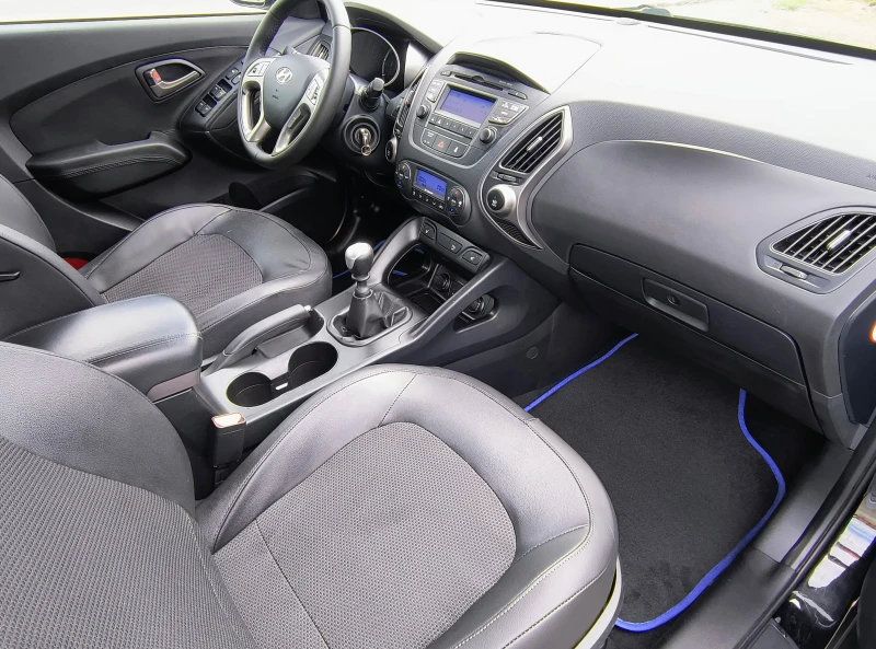 Hyundai IX35 1.7- Facelift, снимка 12 - Автомобили и джипове - 50435167