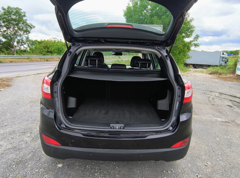 Hyundai IX35 1.7- Facelift, снимка 8 - Автомобили и джипове - 50435167