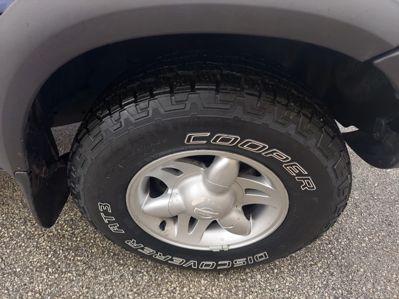 Nissan Terrano КЛИМАТИК.ТОП СЪСТОЯНИЕ, снимка 13 - Автомобили и джипове - 52317032