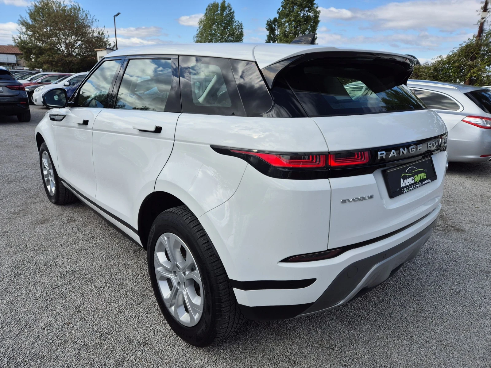 Land Rover Range Rover Evoque 4х4/АВТОМАТИК/КАМЕРА - изображение 3