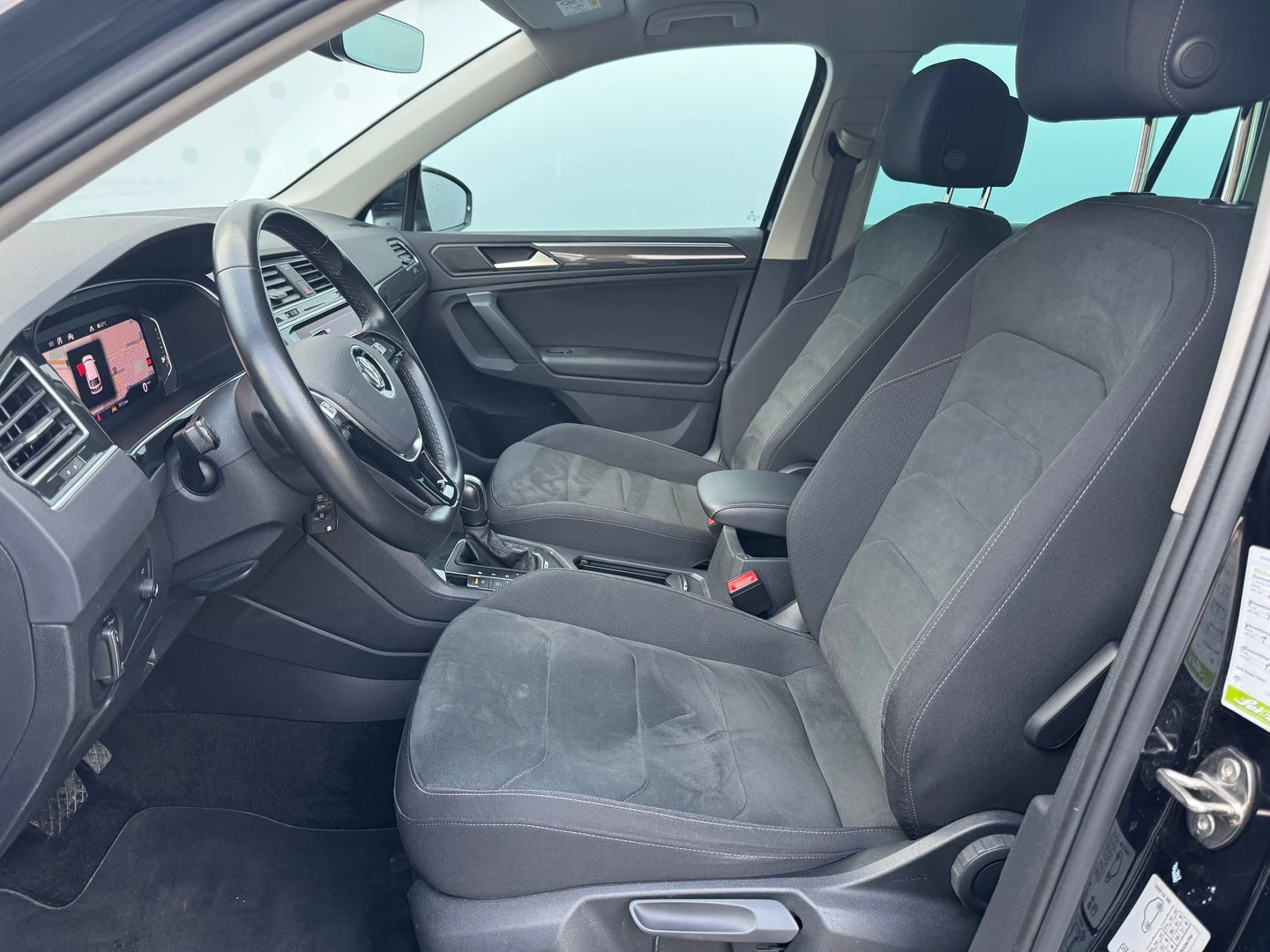 VW Tiguan Highline 2.0TDI 4MOTION BMT - изображение 5