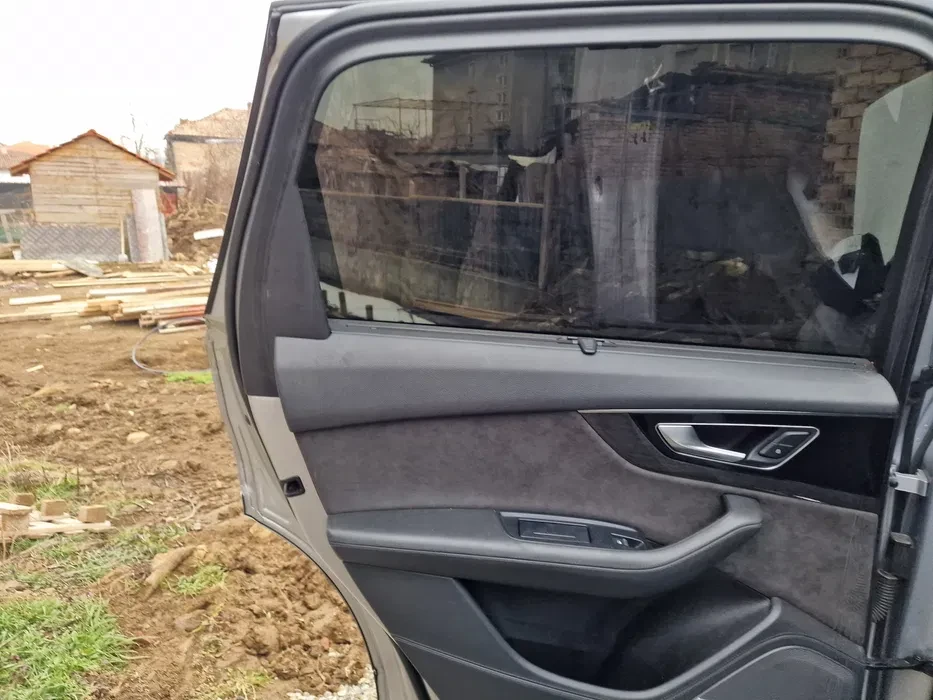 Audi Q7 3.0 TFSI, снимка 3 - Автомобили и джипове - 53777774