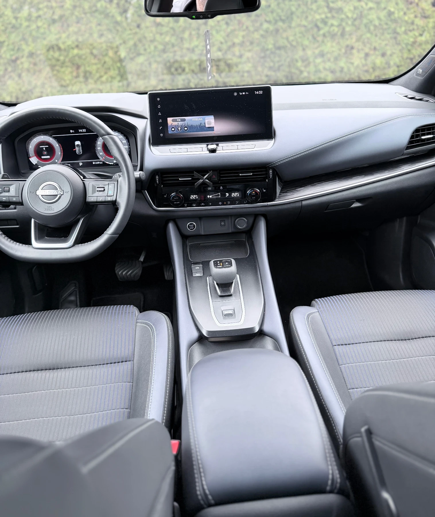 Nissan Qashqai Текна, снимка 10 - Автомобили и джипове - 53949566