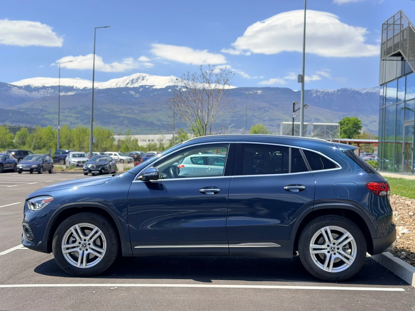 Mercedes-Benz GLA 250 -Бензин-Лизинг през Уникредит , снимка 4 - Автомобили и джипове - 54410327