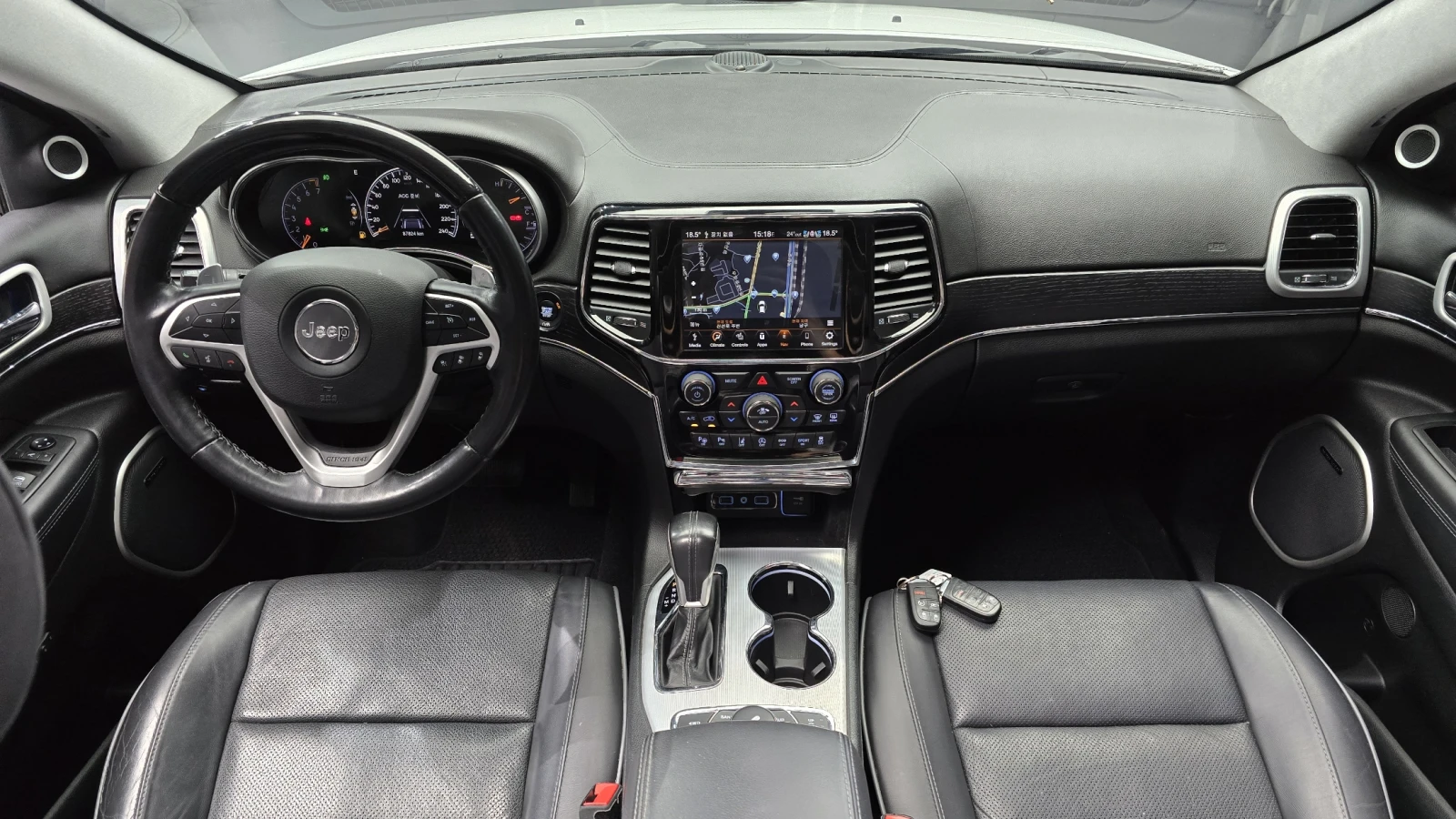 Jeep Grand cherokee 3.6 Summit, снимка 4 - Автомобили и джипове - 54512910