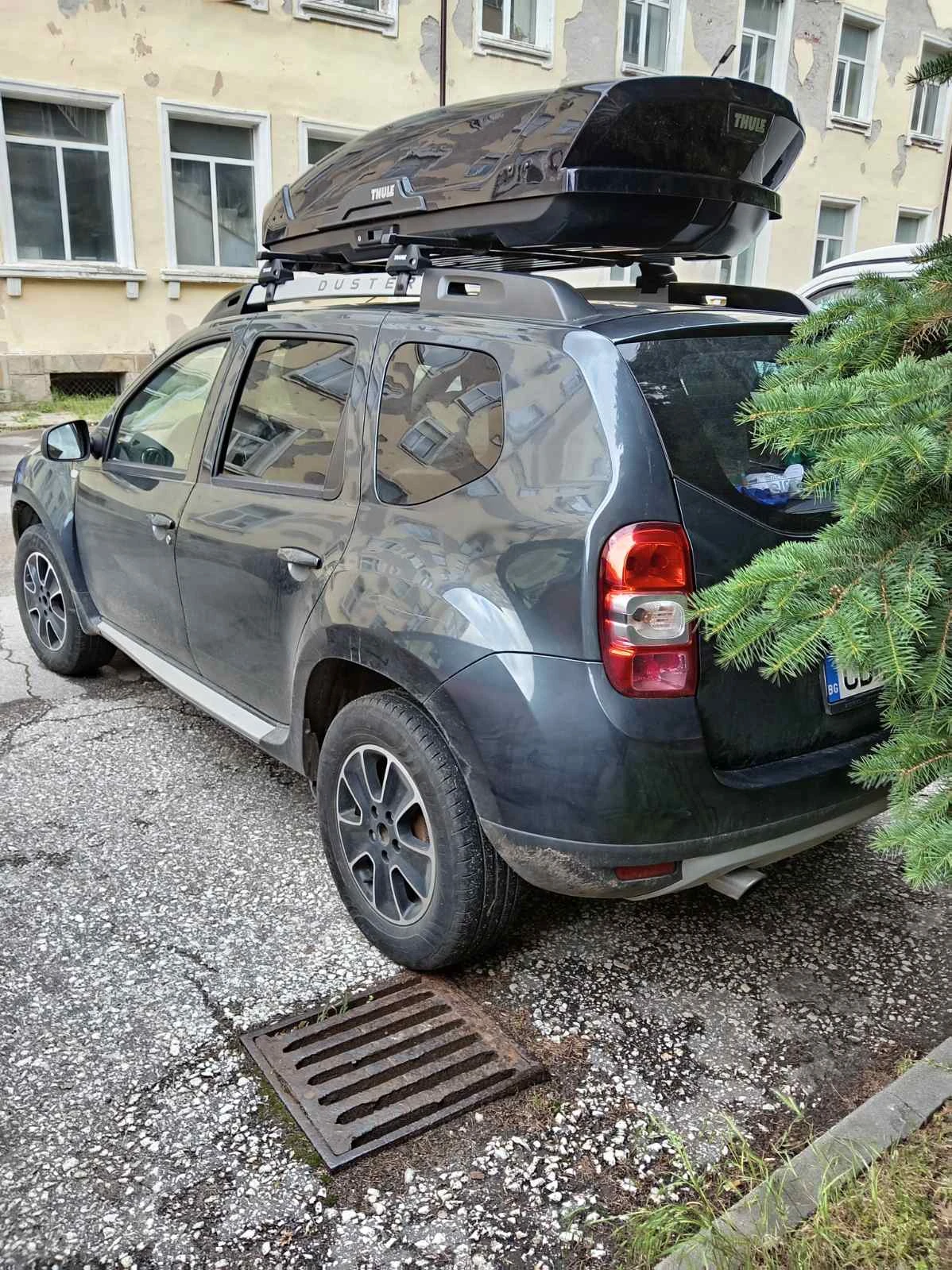 Dacia Duster БЕНЗИН/ГАЗ ФАБРИЧНА, снимка 3 - Автомобили и джипове - 54815530