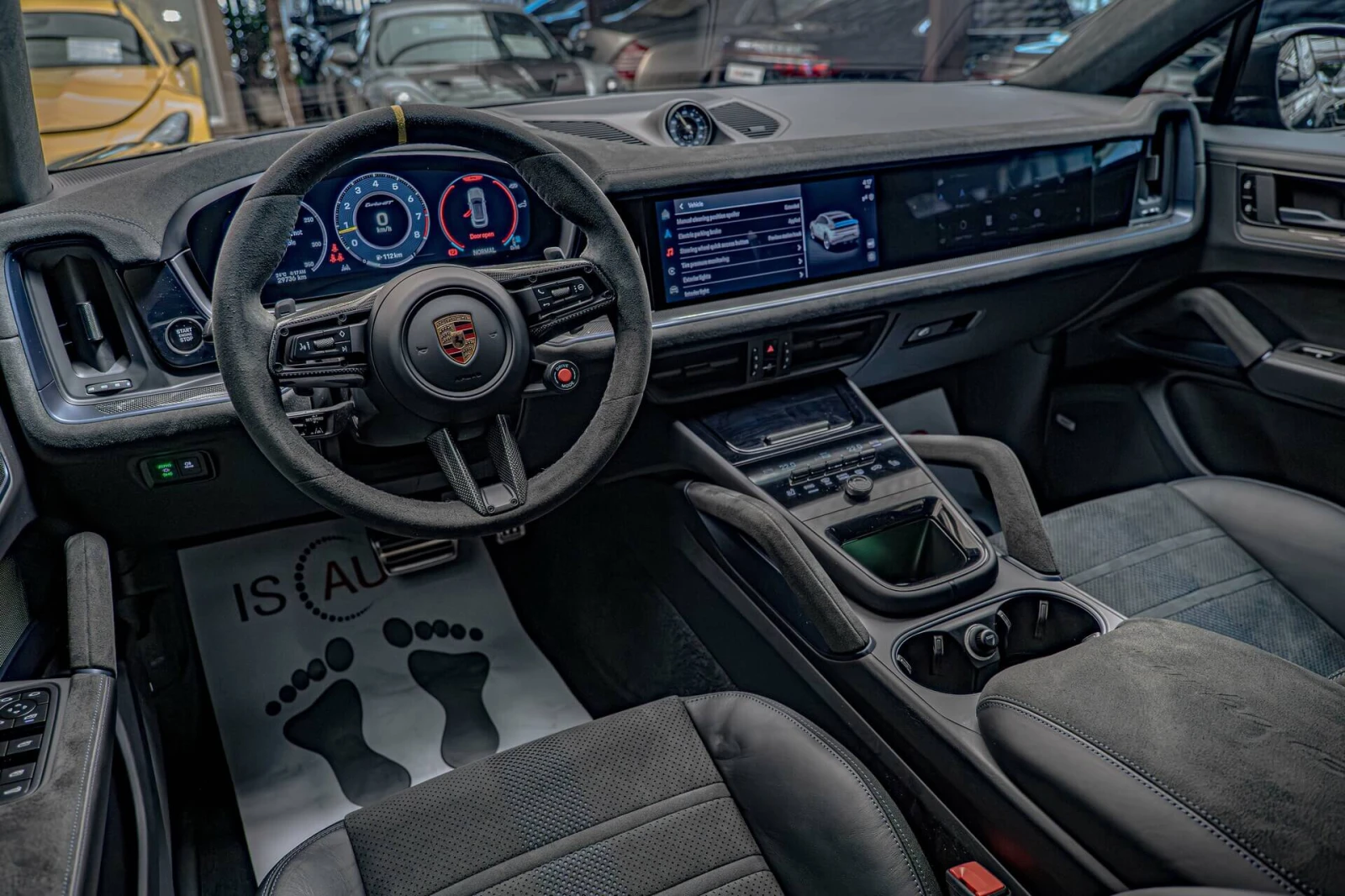 Porsche Cayenne TURBO GT/PDCC/PDLS+ /Bose/Chrono/PCCB/Карбон, снимка 9 - Автомобили и джипове - 54937003