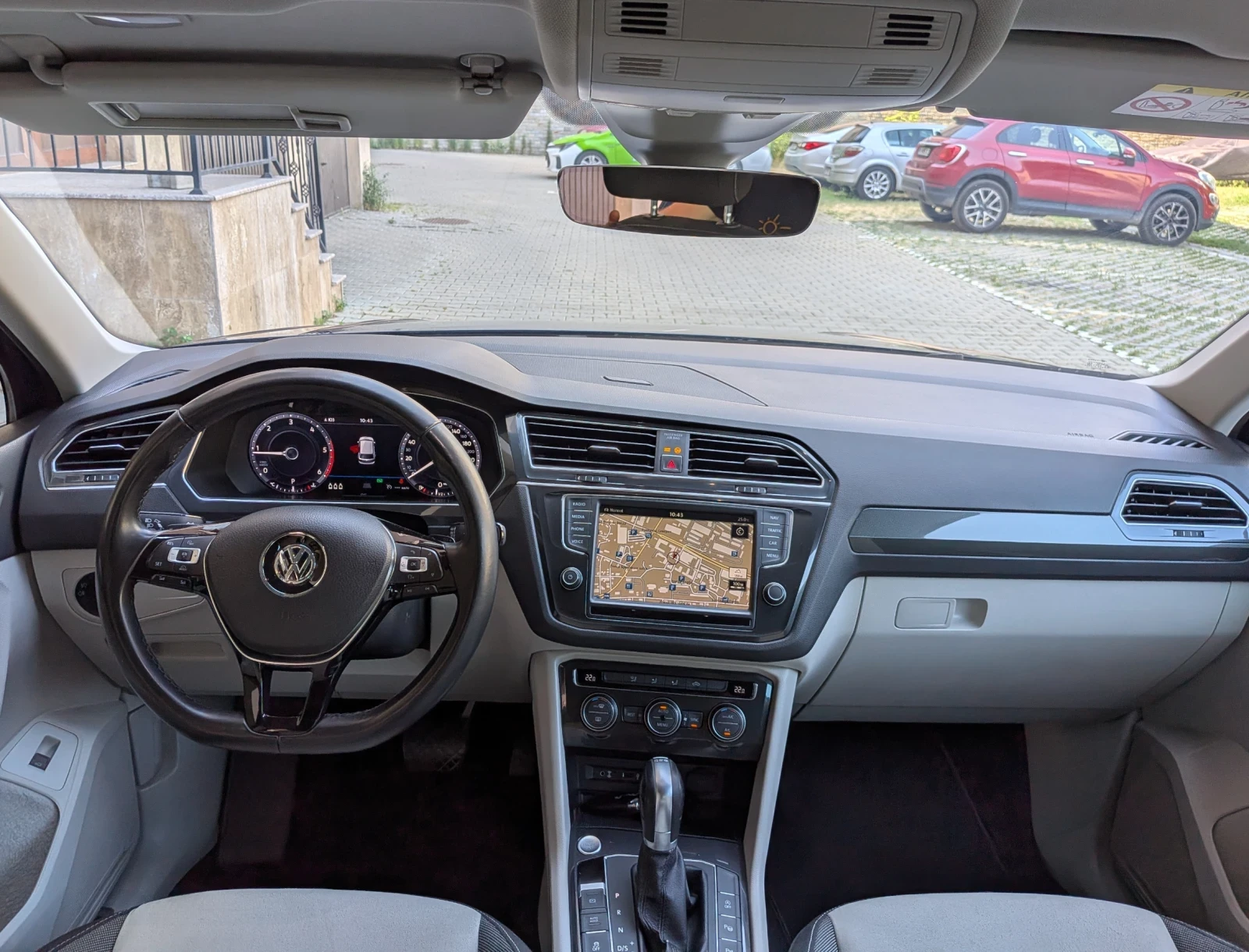 VW Tiguan 2.0TDI/150/4x4/DSG/Executive, снимка 8 - Автомобили и джипове - 55410929