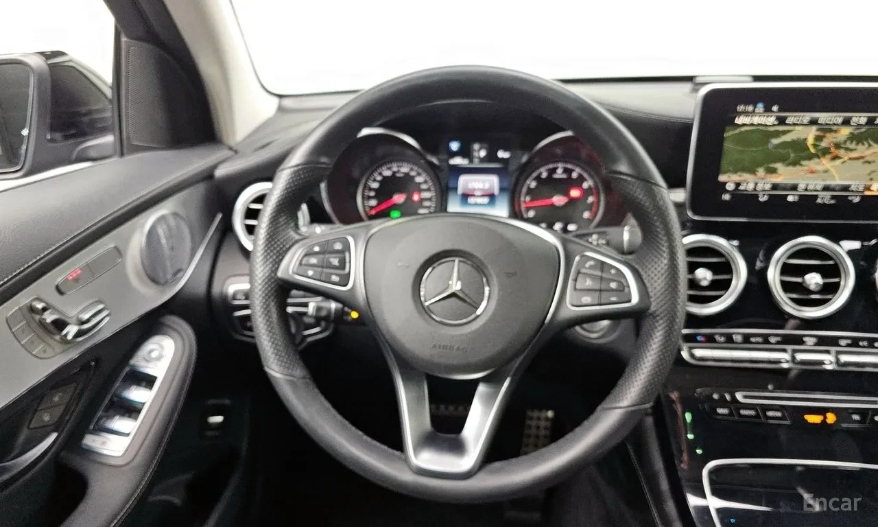 Mercedes-Benz GLC 300 AMG PAKET* ПАНОРАМА, снимка 10 - Автомобили и джипове - 55740396
