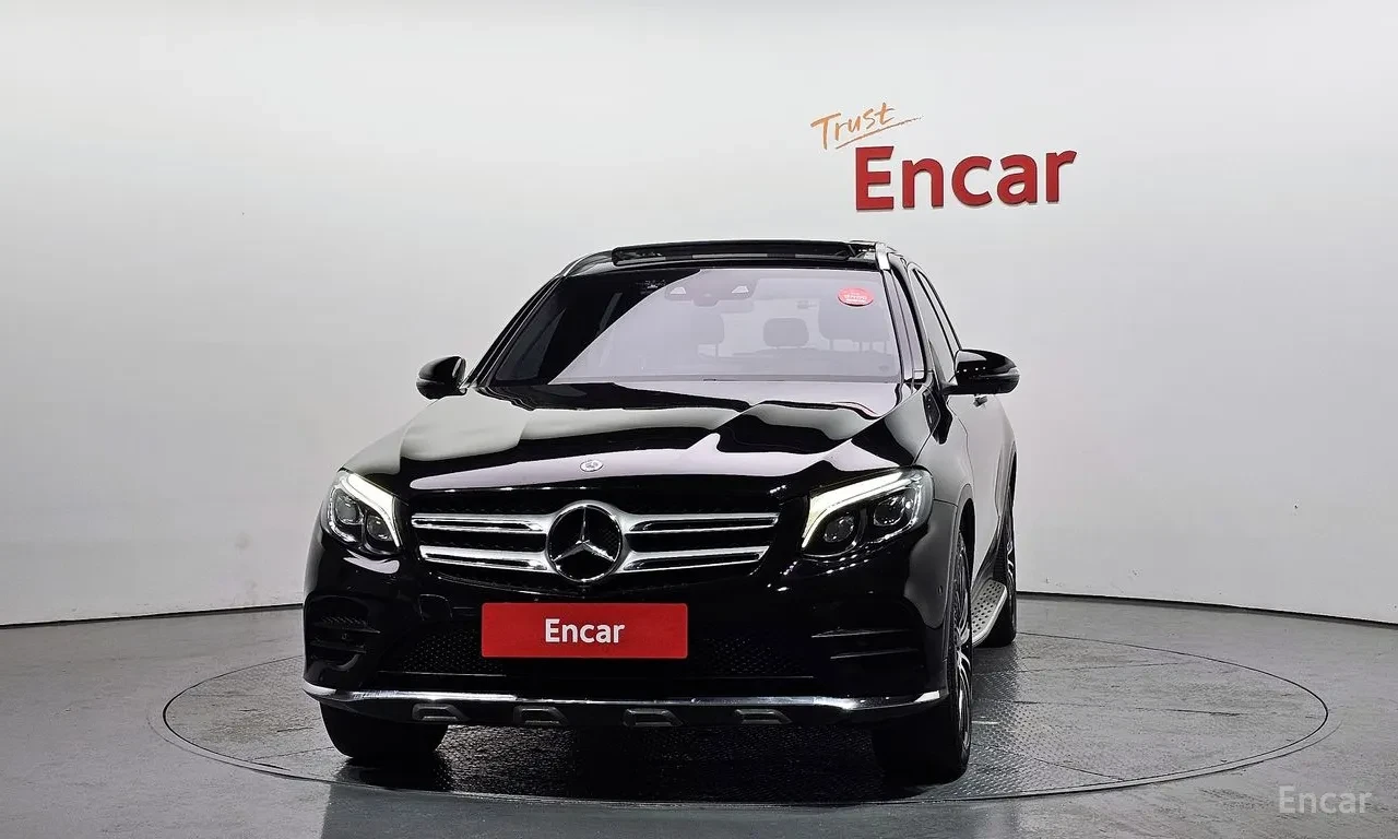 Mercedes-Benz GLC 300 AMG PAKET* ПАНОРАМА, снимка 2 - Автомобили и джипове - 55740396