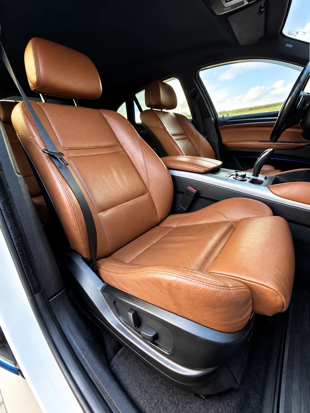 BMW X6 3.0BI-TDI| 286HP| CAMERA| RECARO| ЛИЗИНГ, снимка 6 - Автомобили и джипове - 56295324