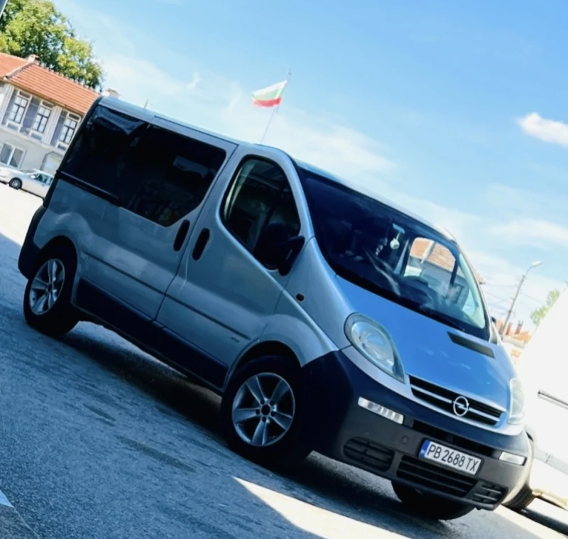 Opel Vivaro, снимка 1 - Бусове и автобуси - 48214812