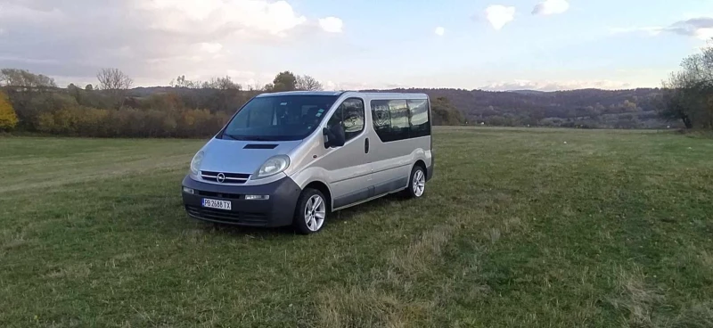 Opel Vivaro, снимка 2 - Бусове и автобуси - 48214812