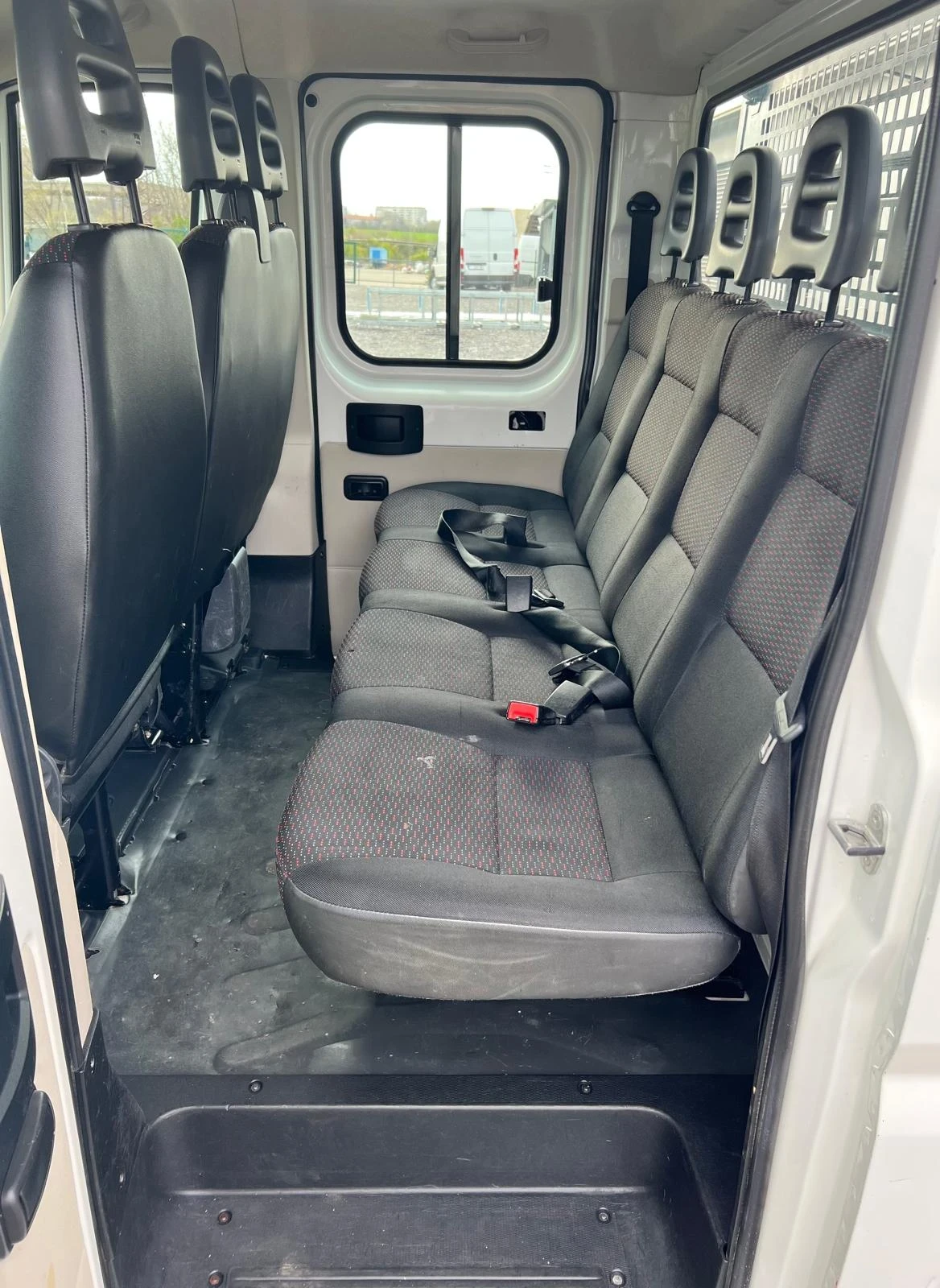 Peugeot Boxer 2.0HDI БОРДОВИ ДВОЙНА КАБИНА EURO 6, снимка 9 - Бусове и автобуси - 54208880