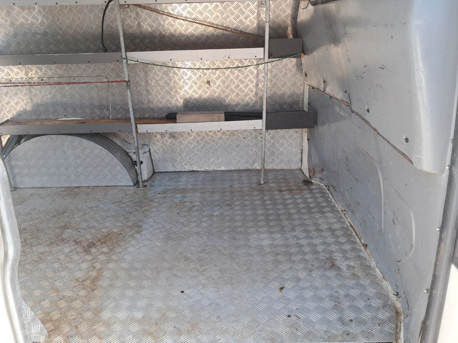 VW T5 1.9 TDI-216000 km | Mobile.bg � ����������� 9