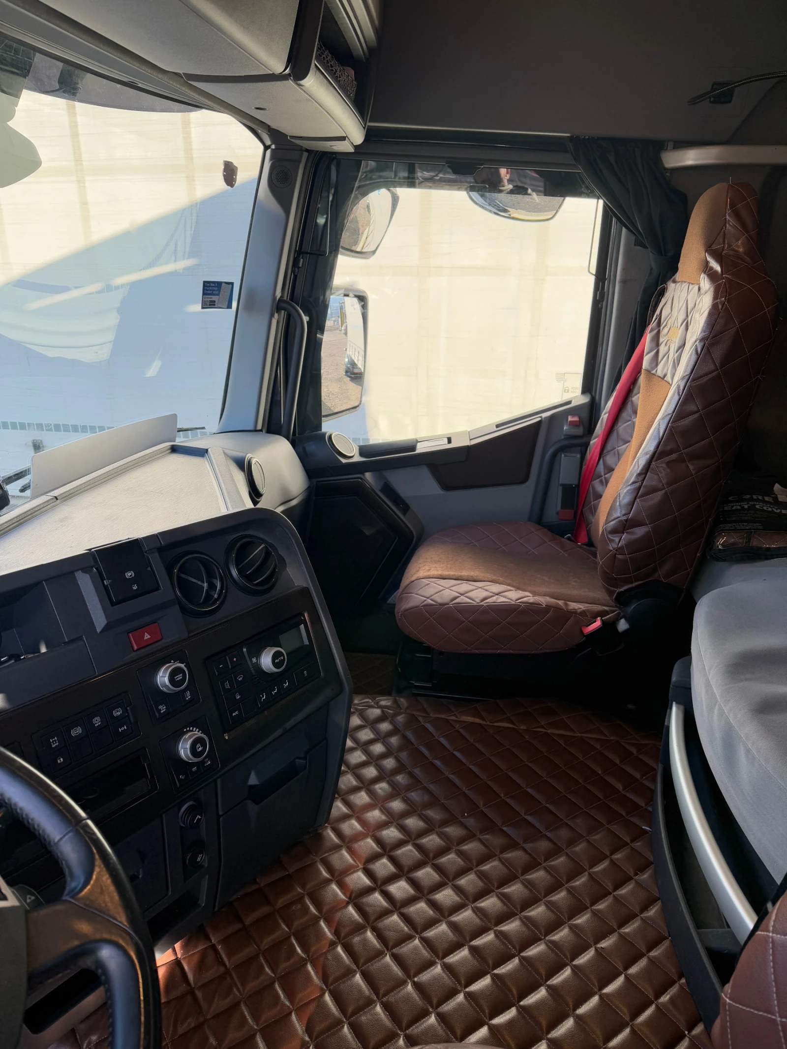 Renault T 480 - изображение 7