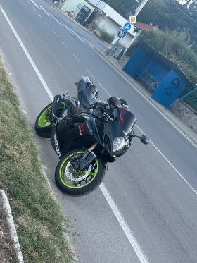 Suzuki Gsxr GSXR 1000, снимка 1