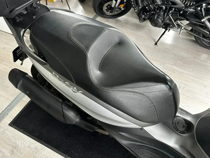 Piaggio Beverly 350i ABS/ASR/LED 11.2018г., снимка 3 - Мотоциклети и мототехника - 48715393