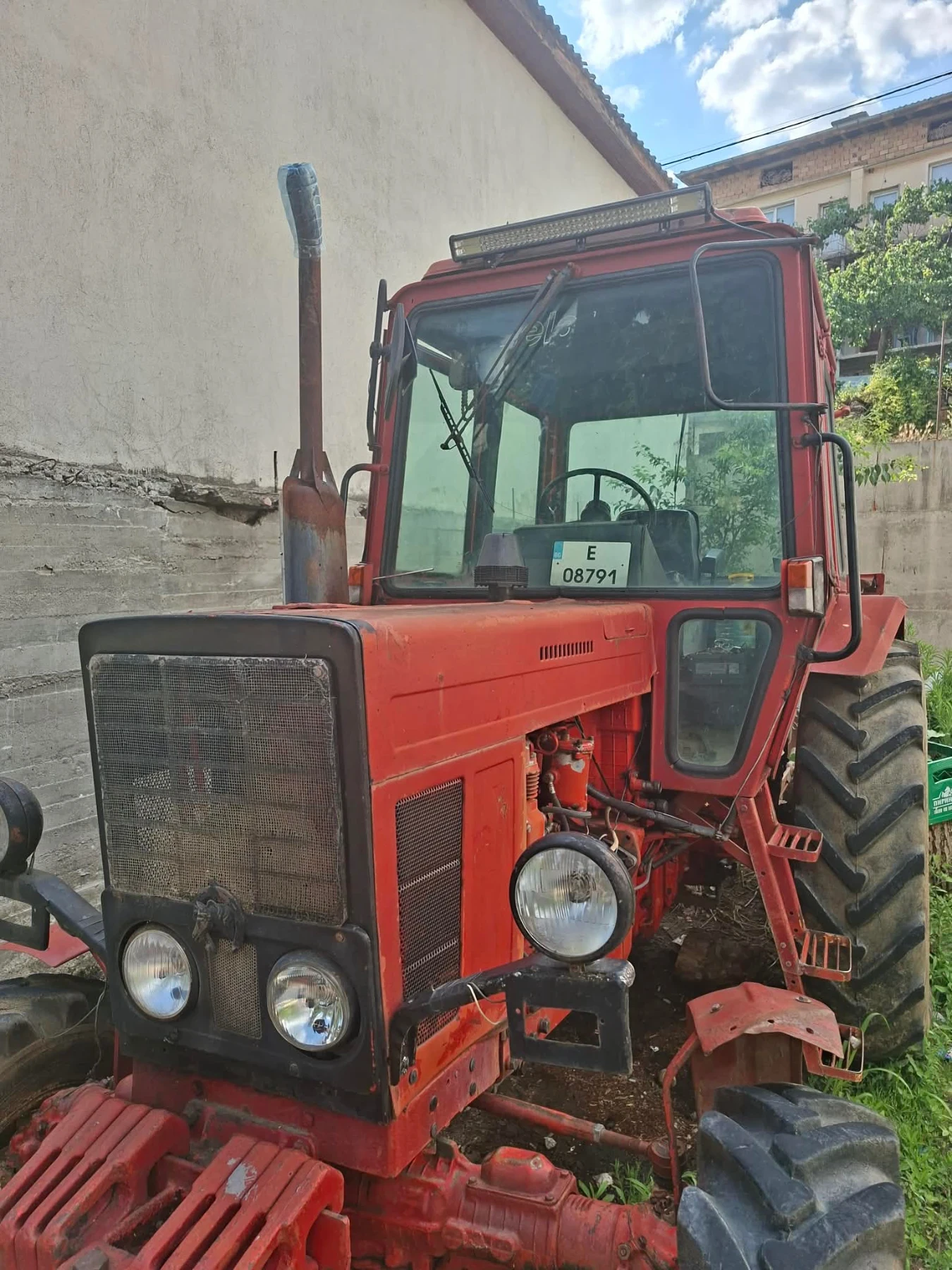 Трактор Беларус 825