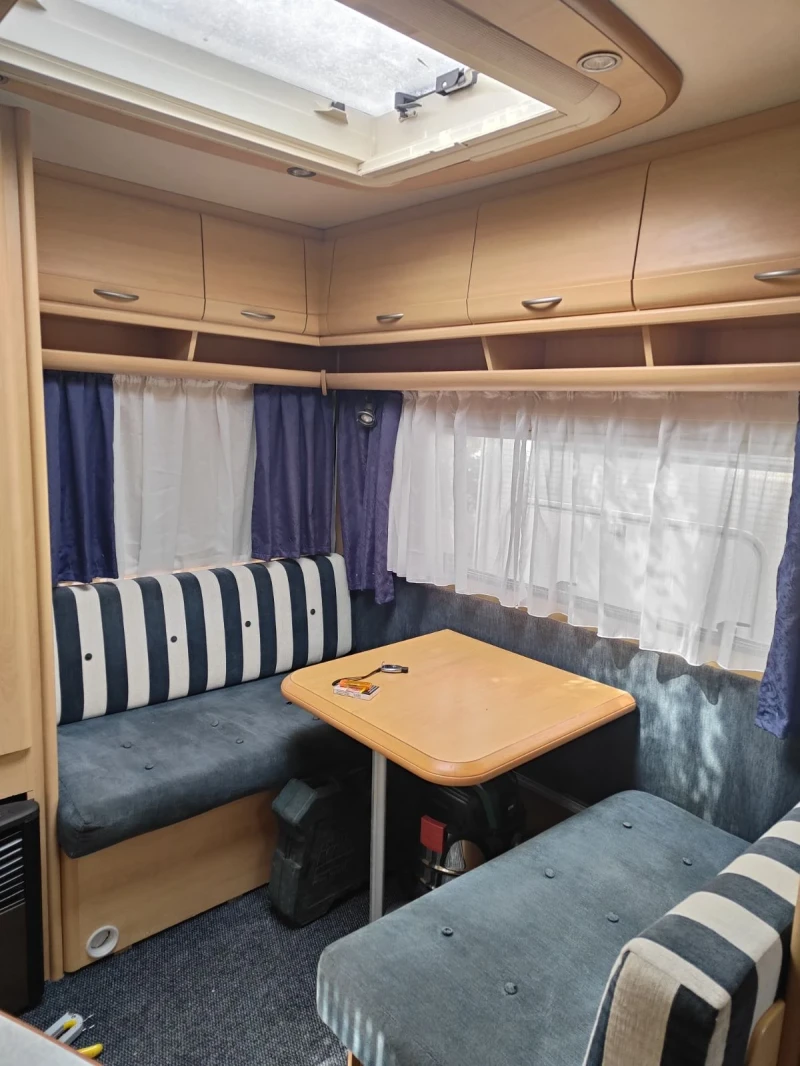 Каравана Dethleffs, снимка 3 - Каравани и кемпери - 52898079