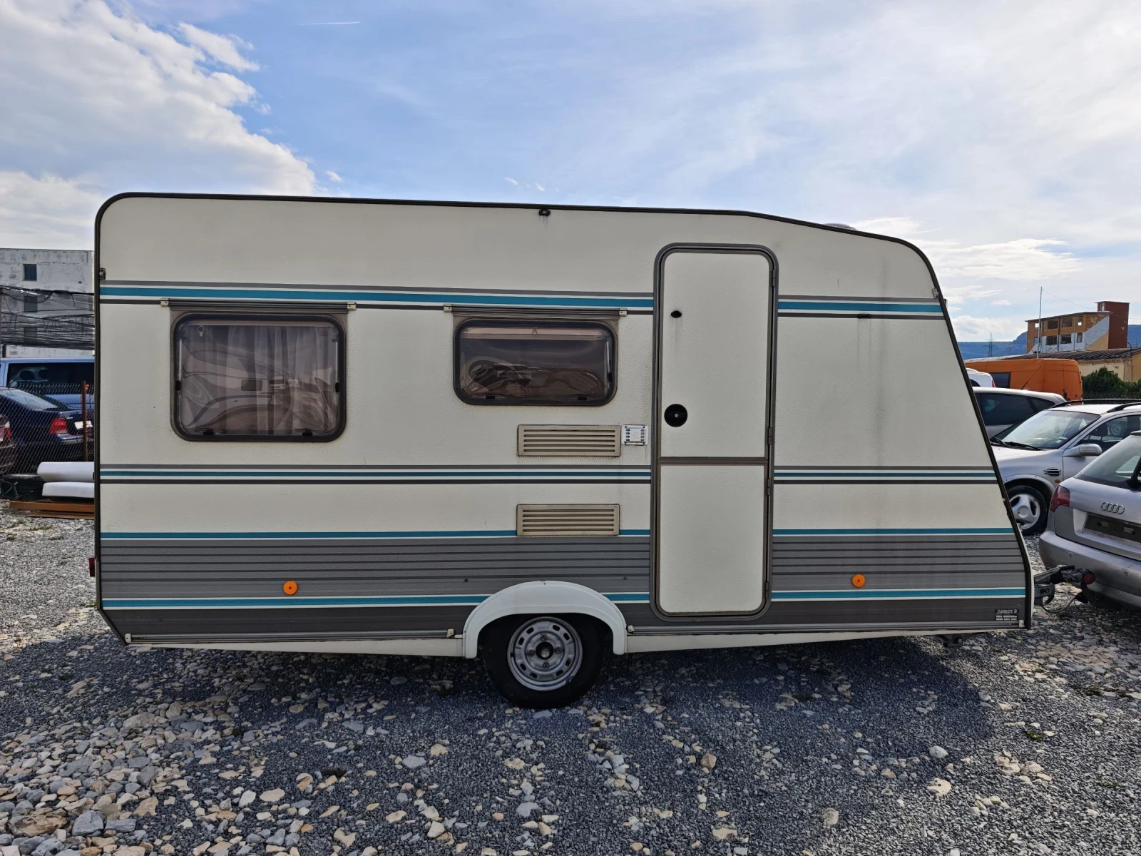 Каравана TEC Tec king , снимка 8 - Каравани и кемпери - 54858507