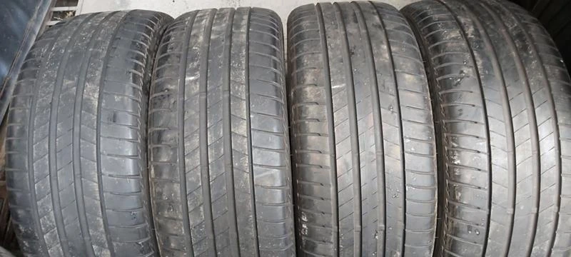 Гуми Летни 245/45R19, снимка 1 - Гуми и джанти - 32283501