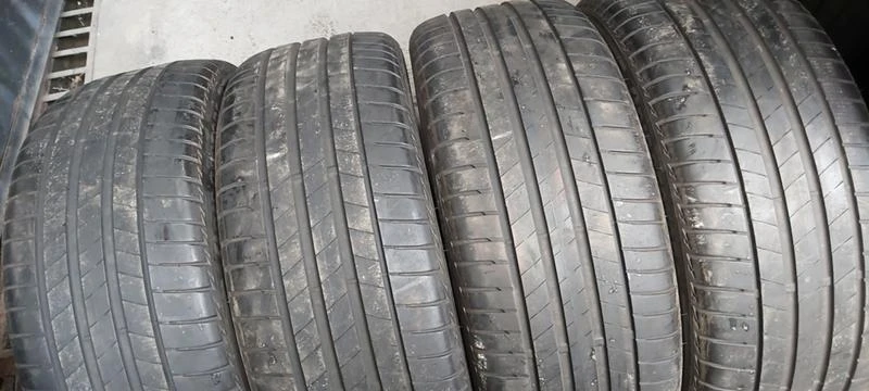 Гуми Летни 245/45R19, снимка 2 - Гуми и джанти - 32283501