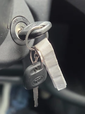 Toyota Yaris 1.0VVT-i 4 цилиндъра* Верига* ОТЛИЧЕН* , снимка 13