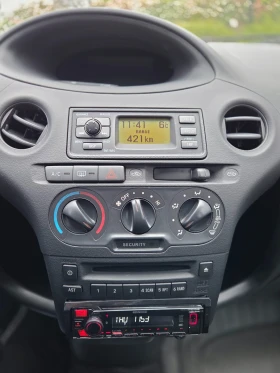 Toyota Yaris 1.0VVT-i 4 цилиндъра* Верига* ОТЛИЧЕН* , снимка 11