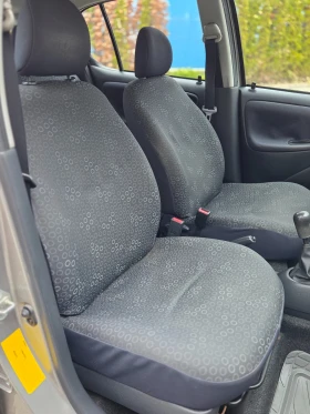 Toyota Yaris 1.0VVT-i 4 цилиндъра* Верига* ОТЛИЧЕН* , снимка 8