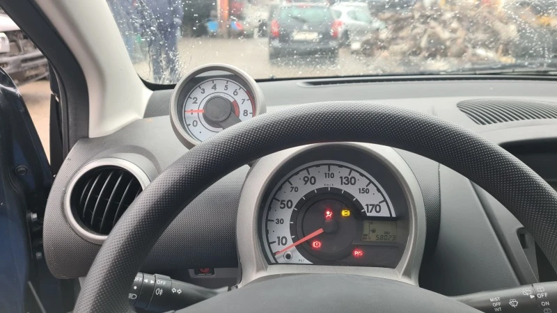 Peugeot 107 1.0i, снимка 10 - Автомобили и джипове - 38865334