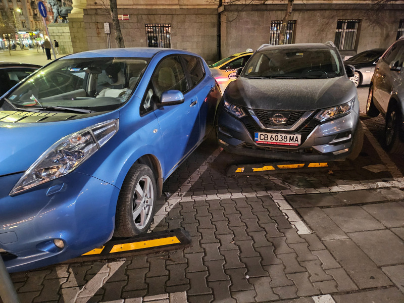 Nissan Leaf  Тест на батерия до 130км. градско а показва 162км., снимка 8 - Автомобили и джипове - 44783500