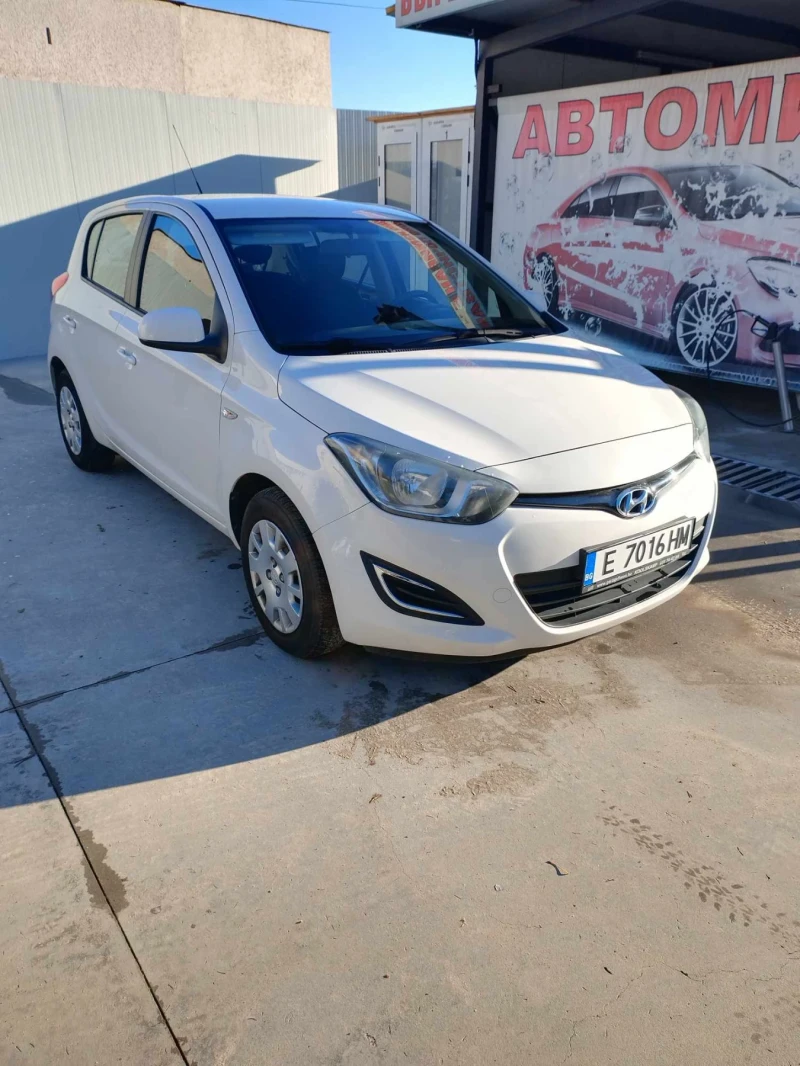 Hyundai I20, снимка 3 - Автомобили и джипове - 47907188