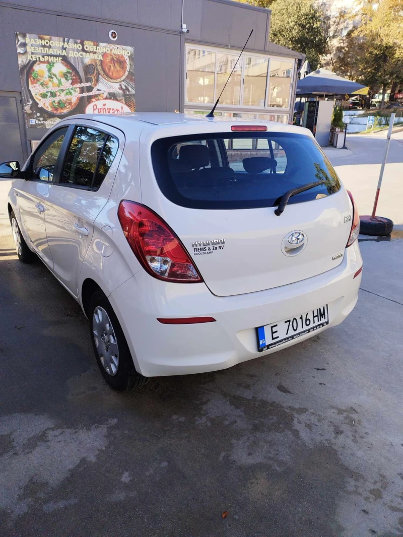 Hyundai I20, снимка 7 - Автомобили и джипове - 49214770