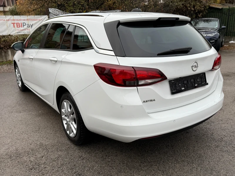 Opel Astra Sports Tourer 1.0 ECOTEC(105 кс)ecoFLEX start&stop, снимка 7 - Автомобили и джипове - 47943115