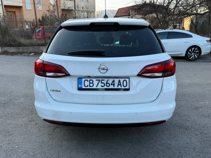 Opel Astra Sports Tourer 1.0 ECOTEC(105 кс)ecoFLEX start&stop, снимка 7 - Автомобили и джипове - 47943115