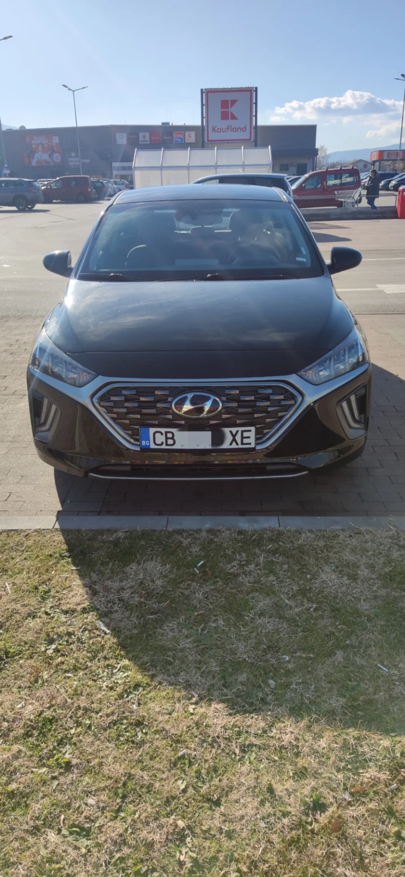 Hyundai Ioniq, снимка 1 - Автомобили и джипове - 48126676