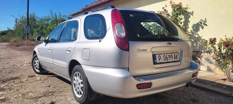 Kia Clarus Комби, снимка 9 - Автомобили и джипове - 48283125