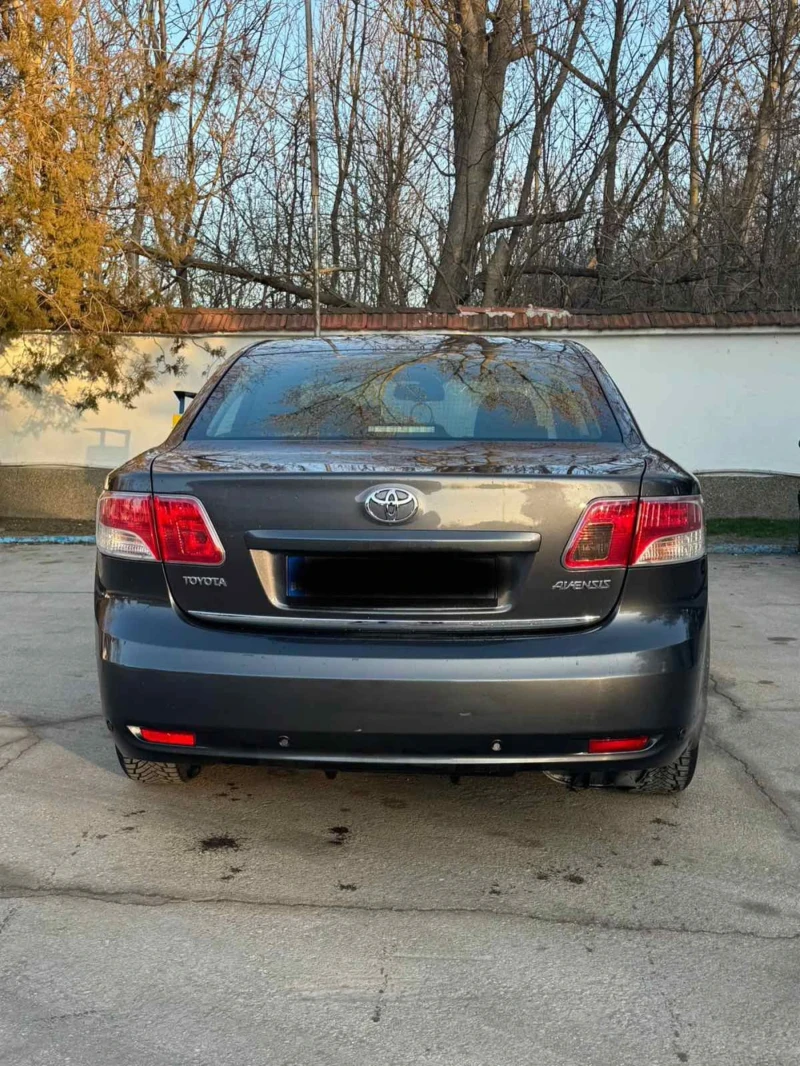 Toyota Avensis, снимка 5 - Автомобили и джипове - 48730614