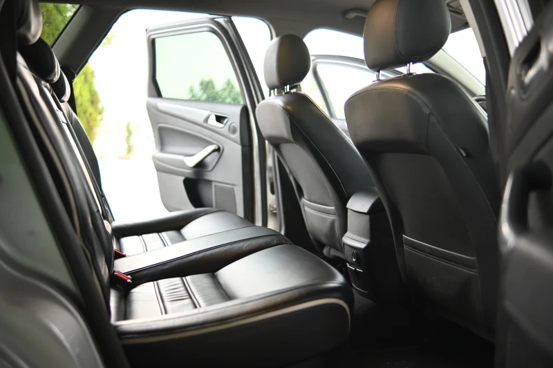 Ford Mondeo Titanium Автомат Кожа, снимка 13 - Автомобили и джипове - 52544414