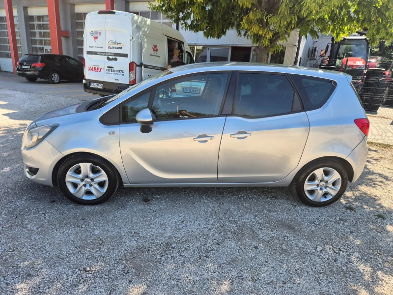 Opel Meriva 1.6CDTI 95k.s., снимка 8 - Автомобили и джипове - 51716875
