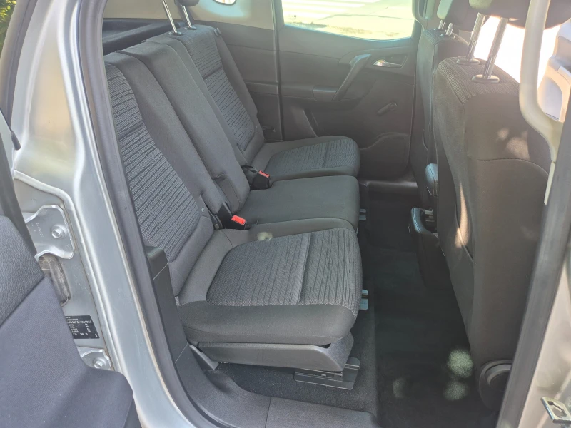 Opel Meriva 1.6CDTI 95k.s., снимка 12 - Автомобили и джипове - 51716875