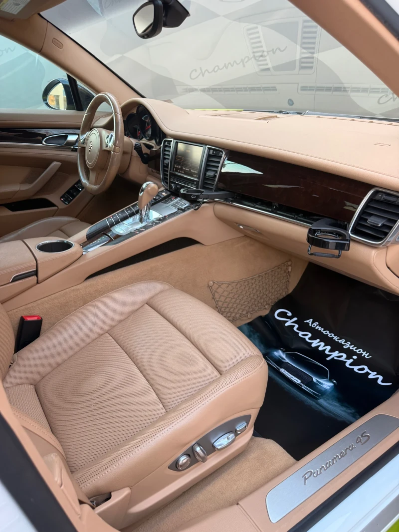 Porsche Panamera Бартер Лизинг, снимка 15 - Автомобили и джипове - 52160645